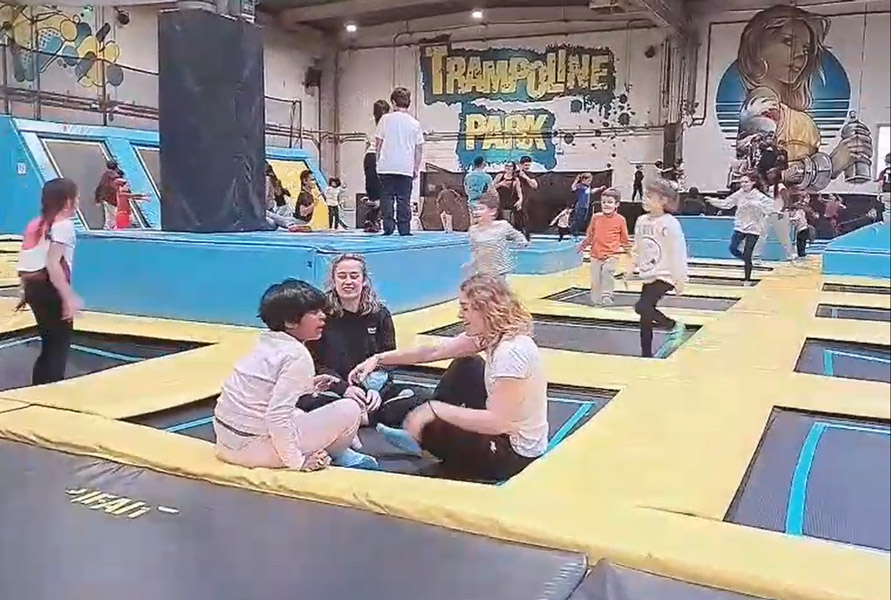 sortie au trampoline park