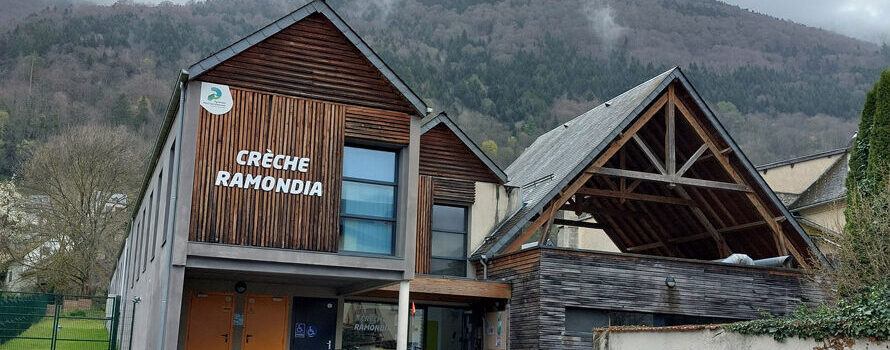 Devanture de la crèche de Ramondia